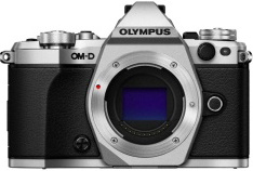 オリンパス(OLYMPUS) OM-D E-M5 Mark II シルバー